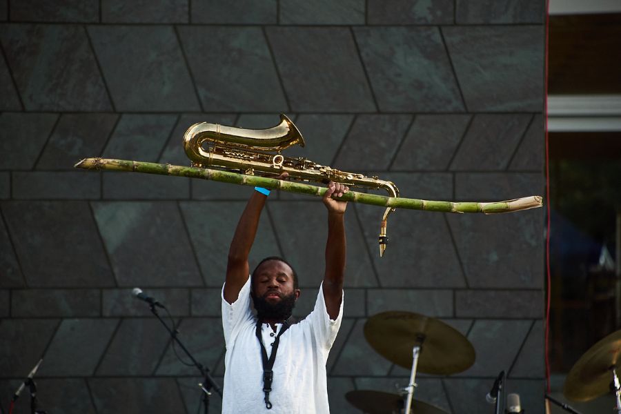 JJJJJJerome Ellis performs on stage